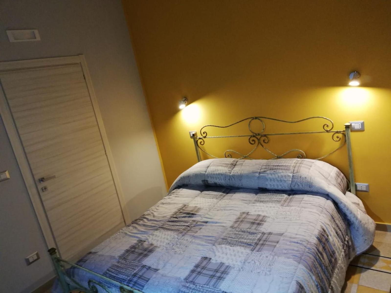 B&B Enjoy Ercolano Habitación foto